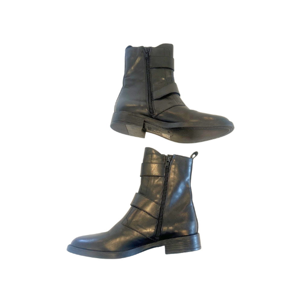 Sleek Black Buckle Combat Boots - Picture 4 of 8